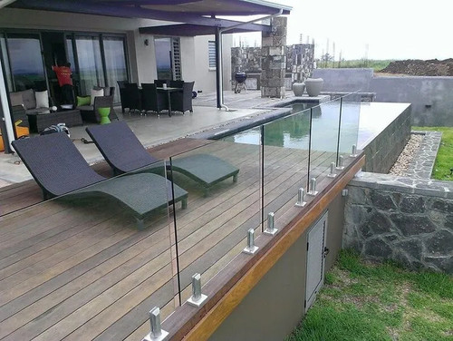 Indoor Glass Railings for Stairs | Custom Glass Railing Systems.jpg