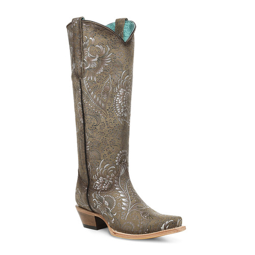 Z5568 boot MO.jpg