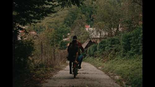 Promise.Ill.Be.Fine.2025.2160p.HMAX.WEB DL.SK CZ.DD+5.1.H.265 ERBiUM.mkv 20260807 215829.253.jpg