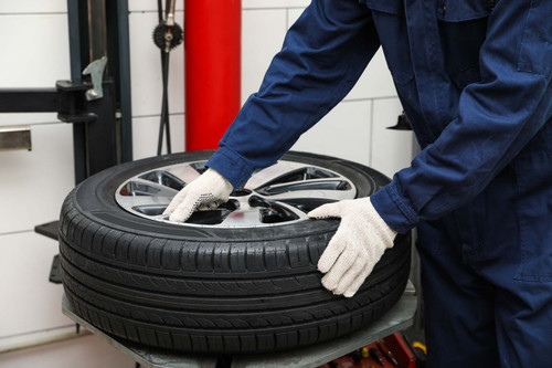 Tyres London (Tyre Warehouse UK).jpg