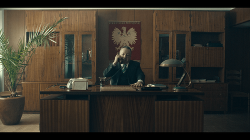 Lead.Children.S01.2160p.NF.WEB DL.DUAL.DDP5.1.Atmos.H.265 FFG 05.png