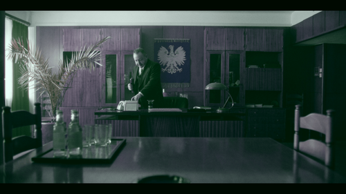 Lead.Children.S01.2160p.NF.WEB DL.DDP.5.1.Atmos.DV.H.265 CHDWEB 04.png