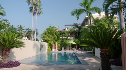 Mexico.Life.S05.720p.WEBRip.x264 SCENE 01.png