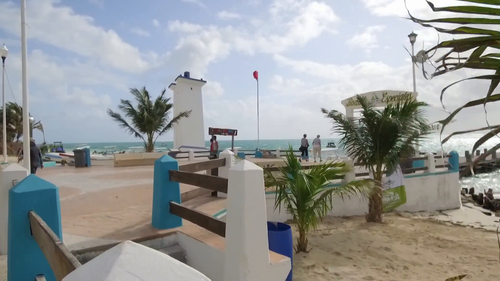 Mexico.Life.S02.1080p.DSCP.WEB DL.AAC2.0.x264 THM 01.png