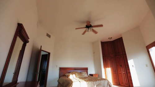 Mexico.Life.S06.720p.WEBRip.x264 SCENE 01.png