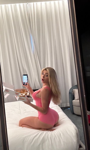Riley Mae.card.png