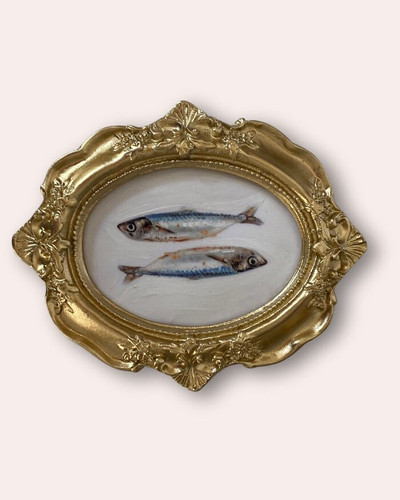 I Create Miniature Framed Paintings That Fit In The Palm Of Your Hand 68068bec359b2 png 700.jpg