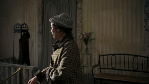 Womens.Hell.S01.720p.AMZN.WEB DL.DDP5.1.H.264 RAWR 01.png