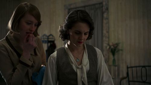 Womens.Hell.S01.720p.AMZN.WEB DL.DDP5.1.H.264 RAWR 02.png