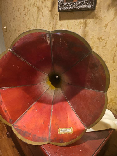 ee747396f595.jpg
