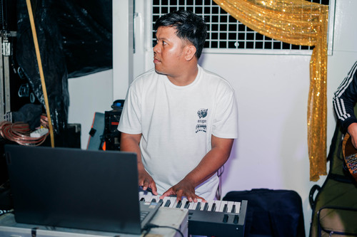KEN07890