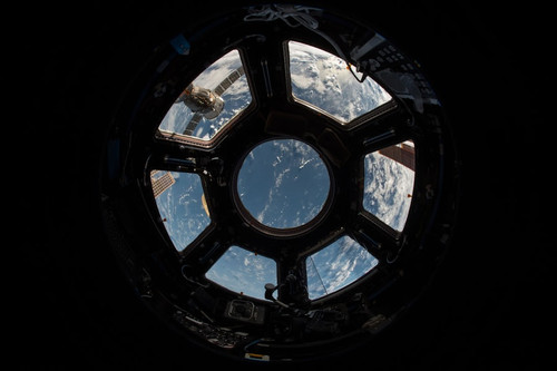 b1 spacestation vr.jpg