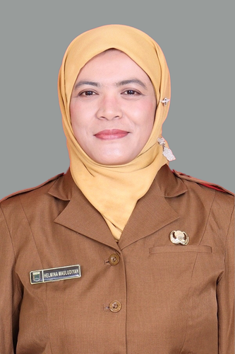 2 Bu Helmina Maulidiyah fotor bg remover 2026080512723.2