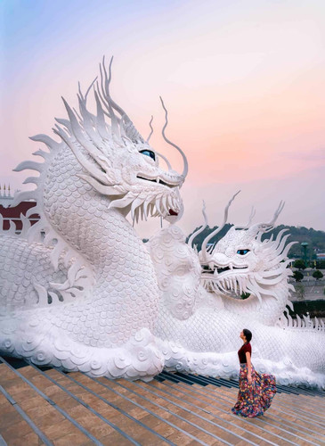Dragon Temple sunrise 1440x1973.jpg