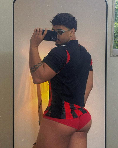 Pernas de Homens 2026 08 09 00 09 04.1.jpg