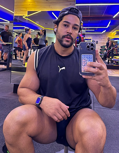 Pernas de Homens 2026 06 29 22 27 33.jpg
