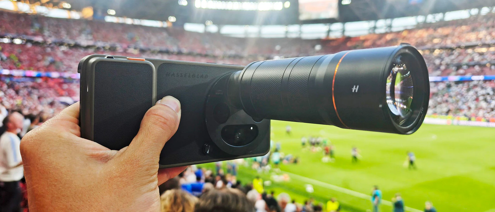 Đánh giá ống kính Oppo Hasselblad 300mm Explorer Teleconverter: Cú nổ lớn cho nhiếp ảnh di động? - Hình 1