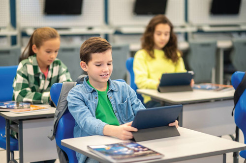 1704459634620 Digital Literacy for Students Things to Know.jpg