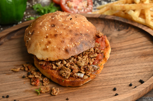 Beef Tantuni in Tradional Turkish Bread2.jpg