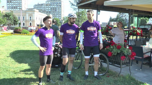 10 minuta: Biciklima do Hilandara za podršku ženama obolelim od raka
