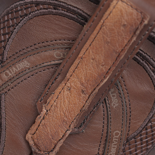 4L01AB MIEL avestruz panza brandy bota detalle.jpg
