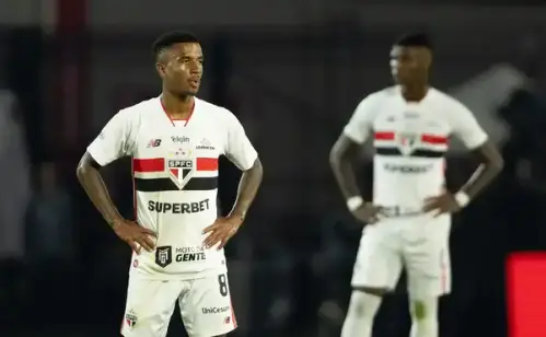 ALERTA LIGADO! São Paulo amarga sequência preocupante e vê pressão aumentar antes de clássico