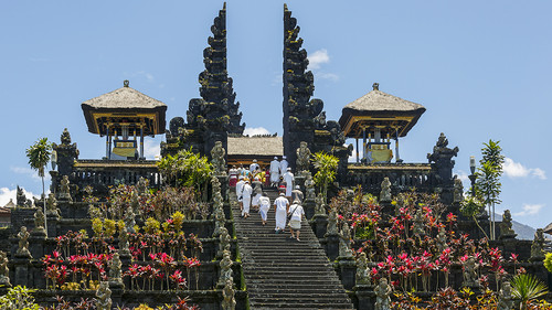 Corporate Offsite Venues in Vietnam | Vietnam Corporate Offsite Tours by CYJ Events.jpg