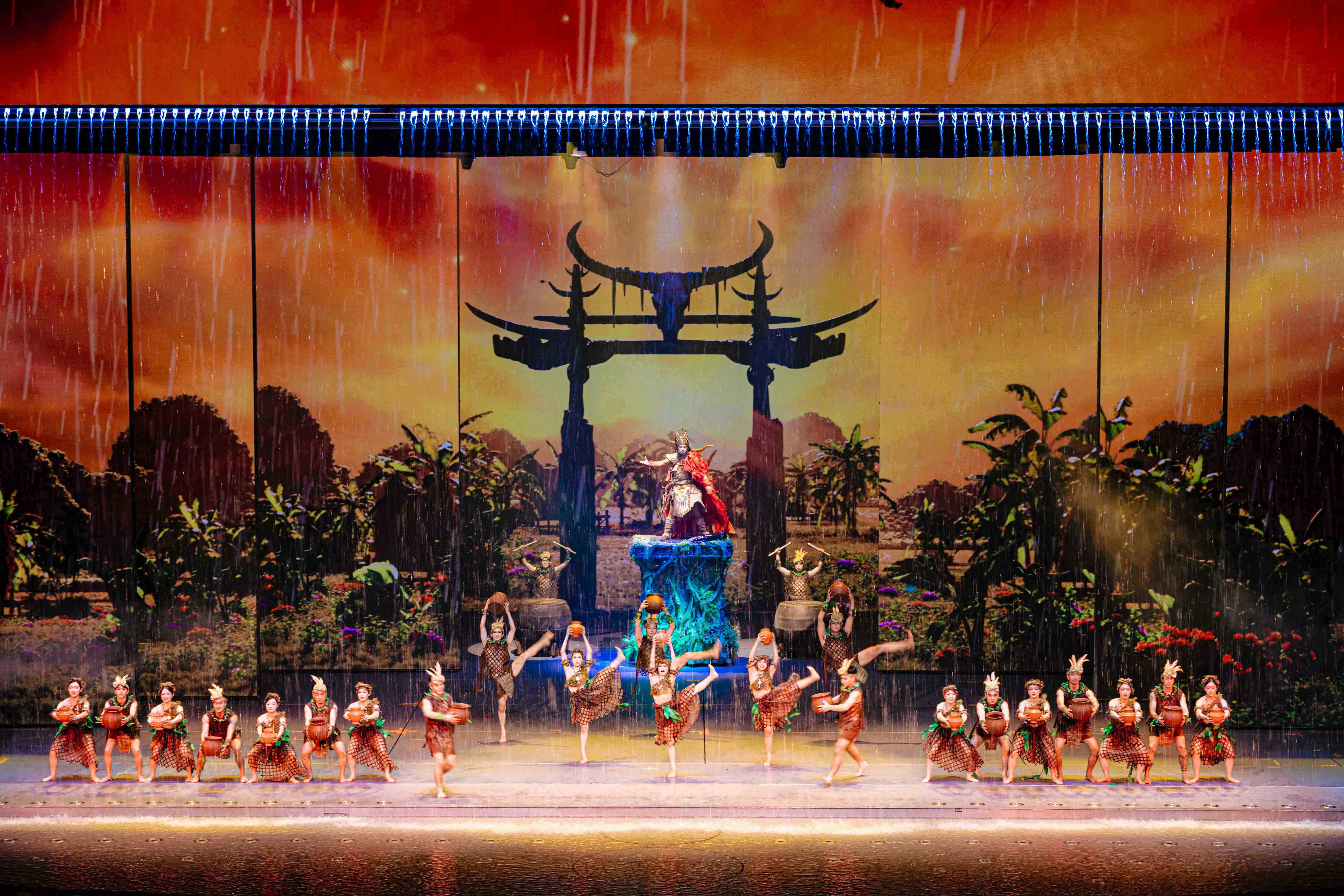 Đất nước Thiên hùng ca