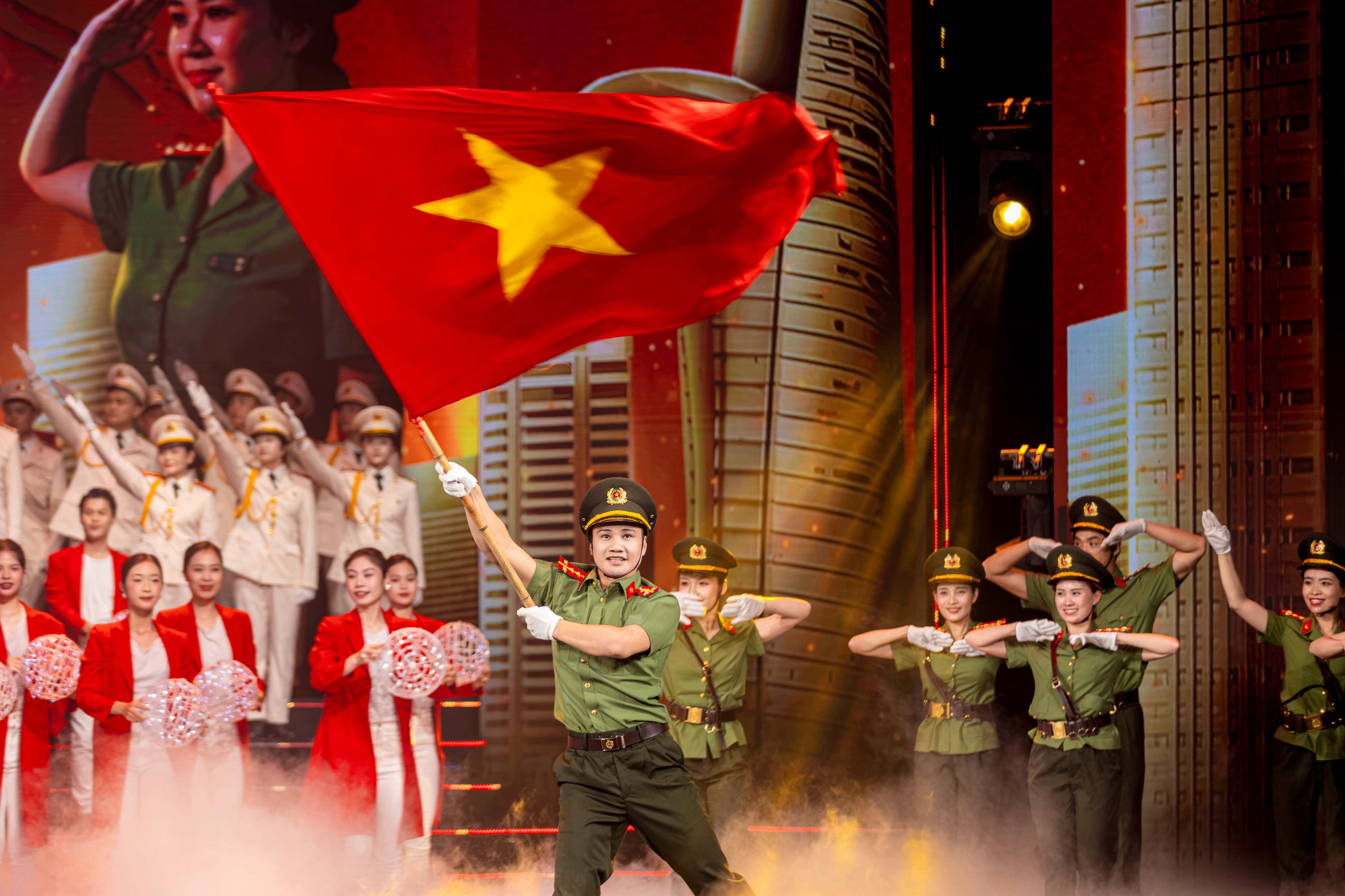 Kỷ niệm 80 năm Lực lượng An ninh đối ngoại | Nguyễn Lê