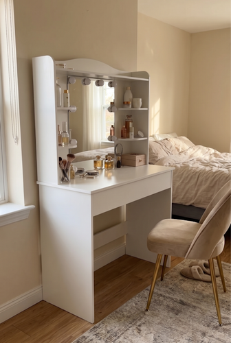 Vanity table with mirror and lights from DHS in a 90cm vanity size.png