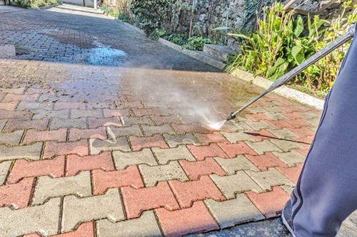 Best service for Driveway Cleaning in Lexden.jpg