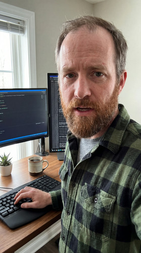 dev04 brad standingdesk ultrawide up.jpg