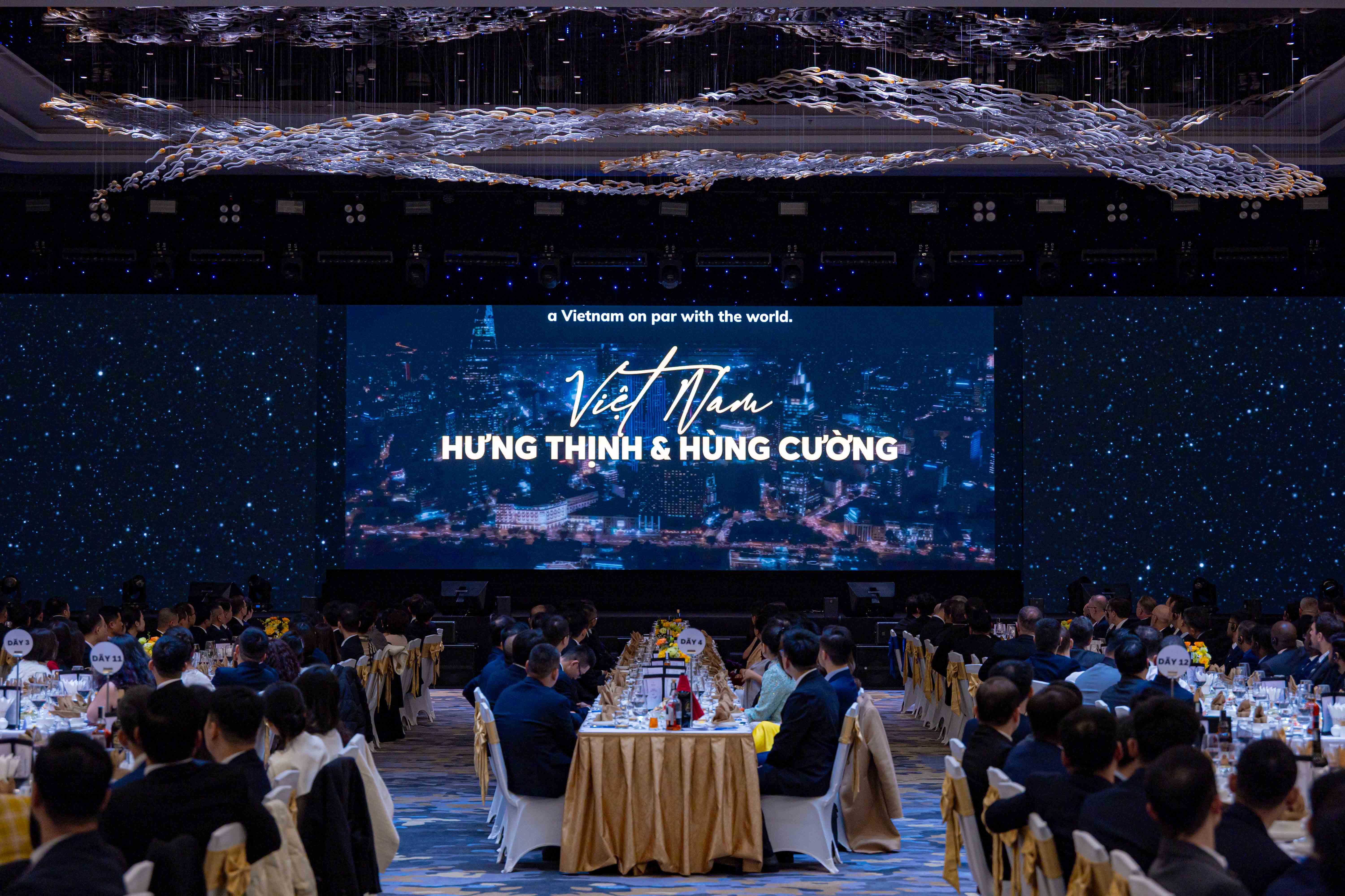 Hội thảo & YEP VinFast | VinLive
