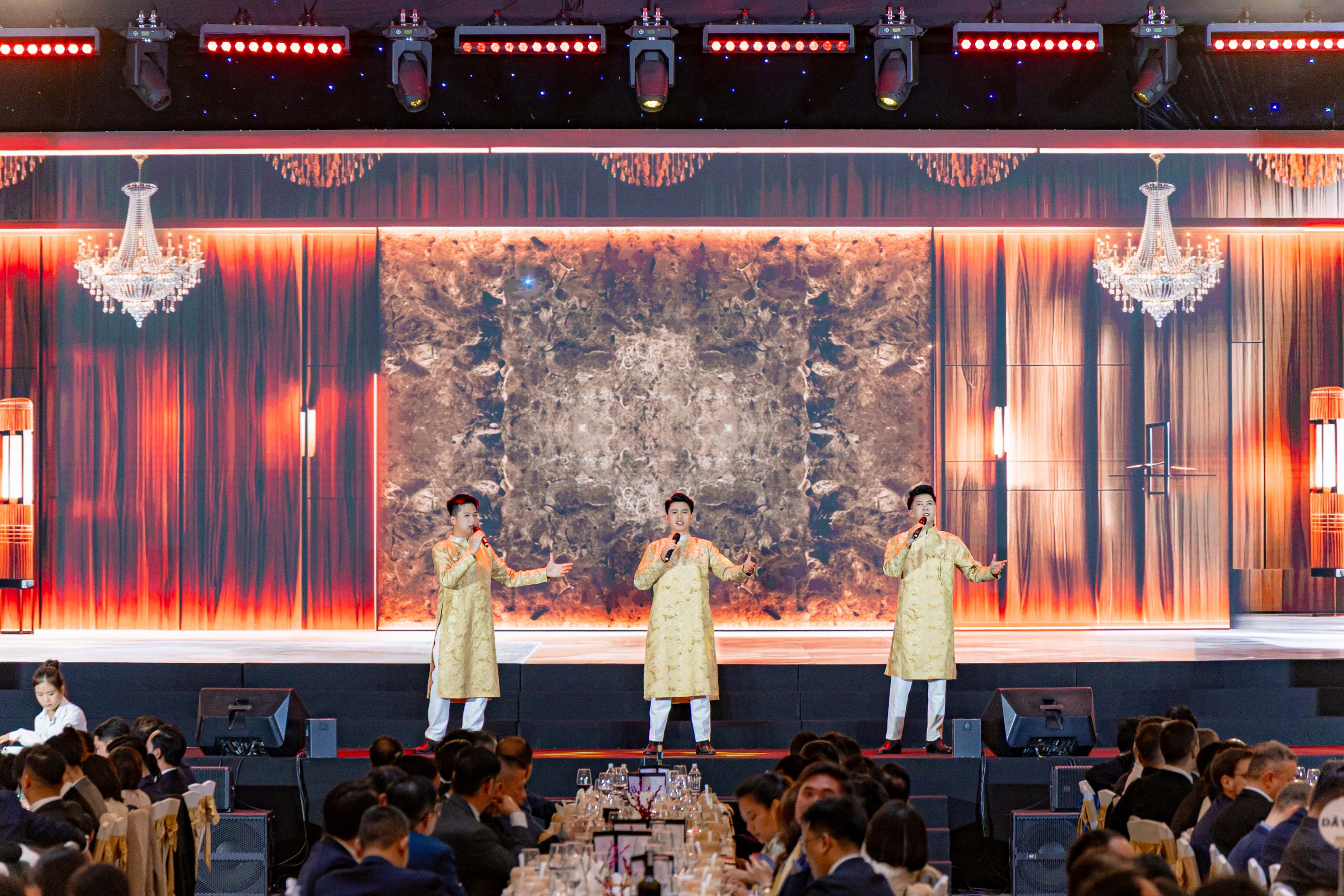 Hội thảo & YEP VinFast | VinLive