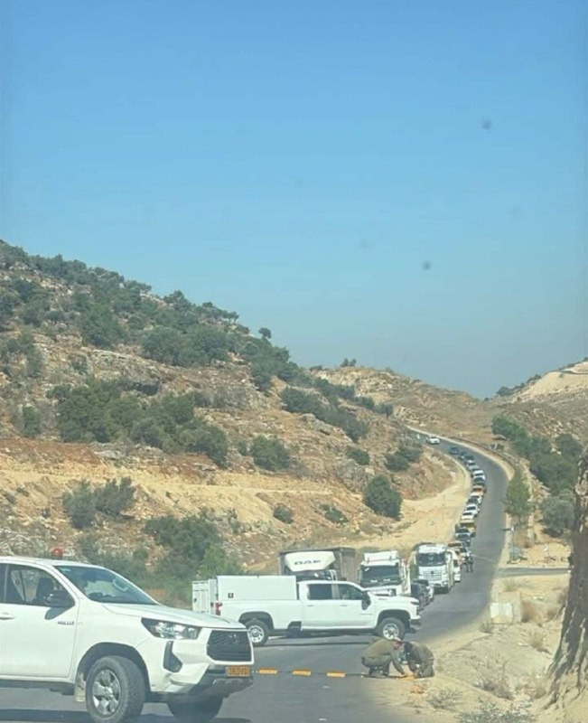 الاحتلال يغلق طريق "جريوت" الواصلة بين مدينة رام الله وقرى جنوب غرب رام الله....