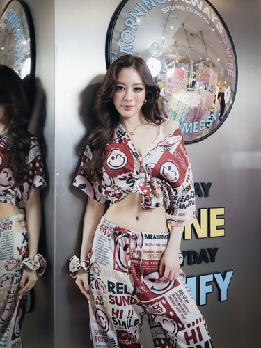 memibae 609e8c3294d44ce581832a40c70c74d1.jpg