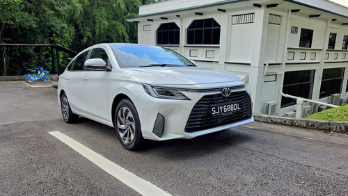 Toyota Vios 2026 Road View Front.jpg