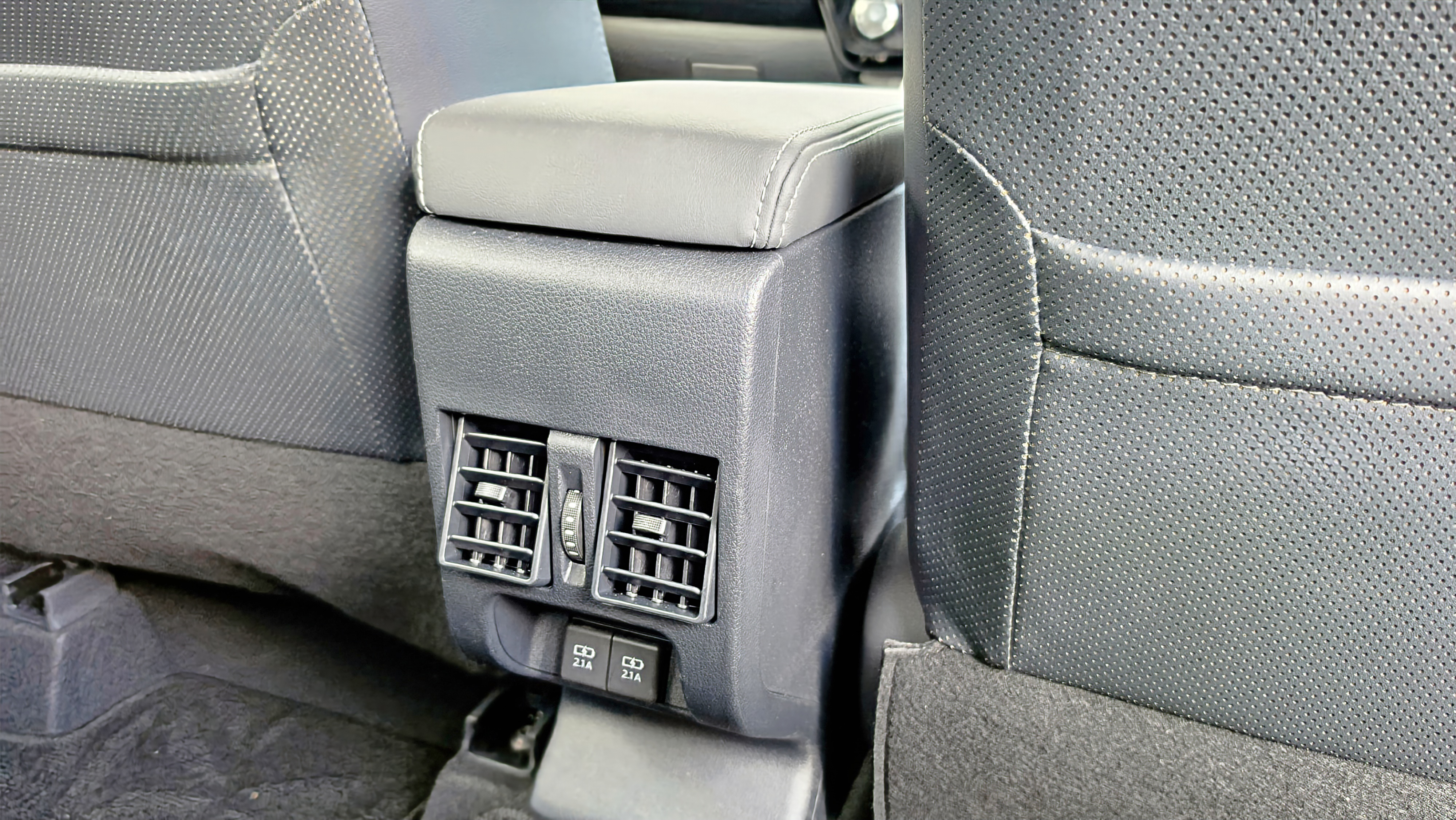 Toyota Vios 2026 Rear Aircons And USB Ports