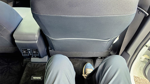 Toyota Vios 2026 Rear Legroom.jpg