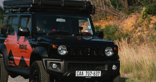 og black jimny 1200x630.jpg