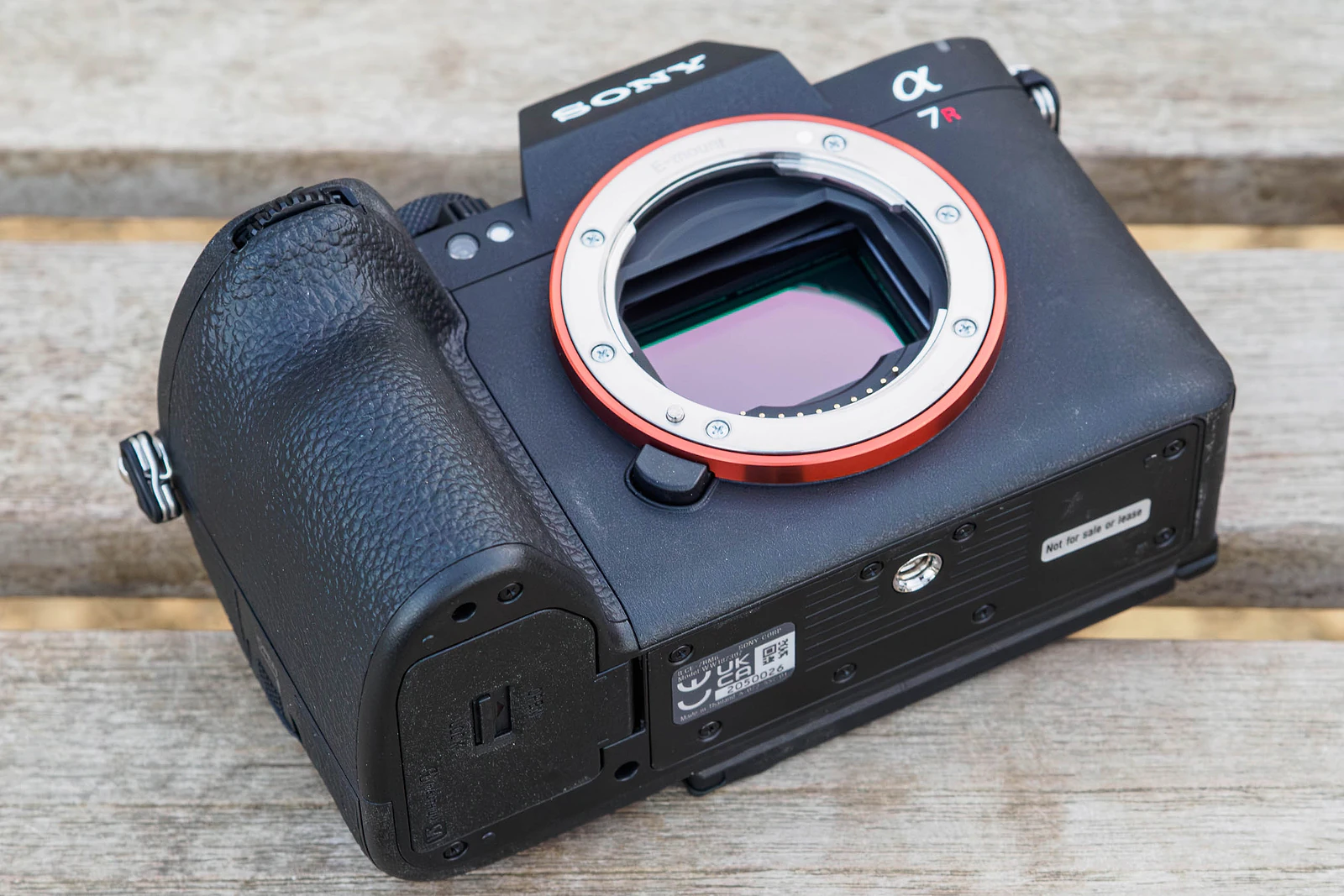 Sony Alpha A7R VI handgrip
