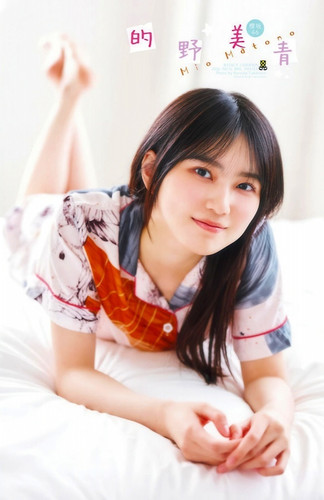 middle resize 0 (1).jpg
