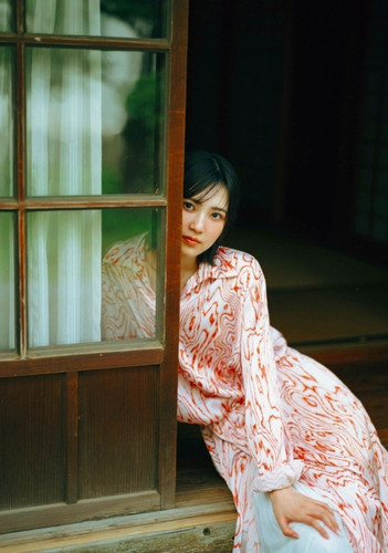 middle resize 0 (16).jpg
