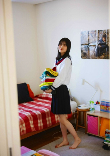 middle resize 0 (23).jpg