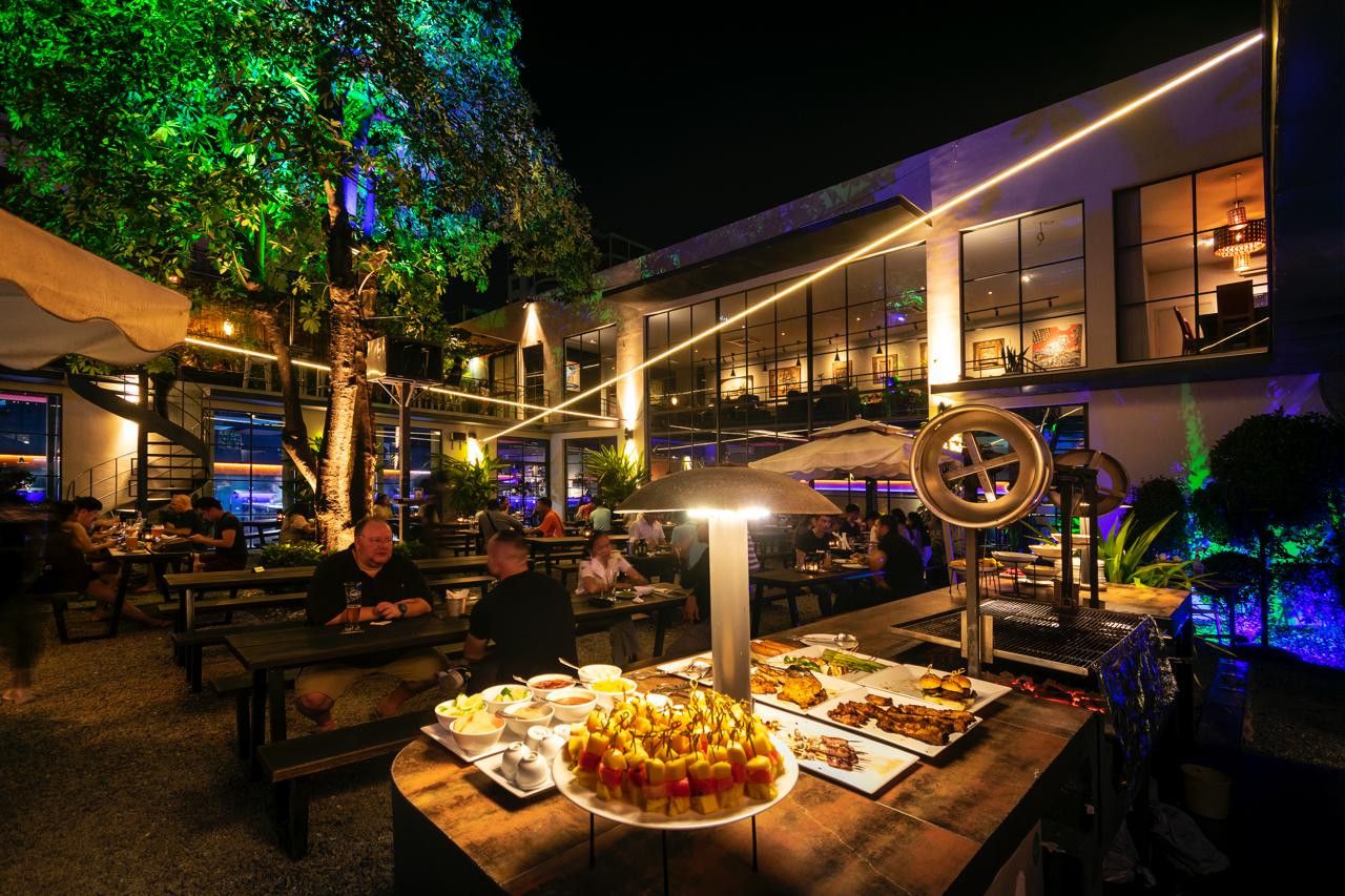 Hops Craft Beer Garden