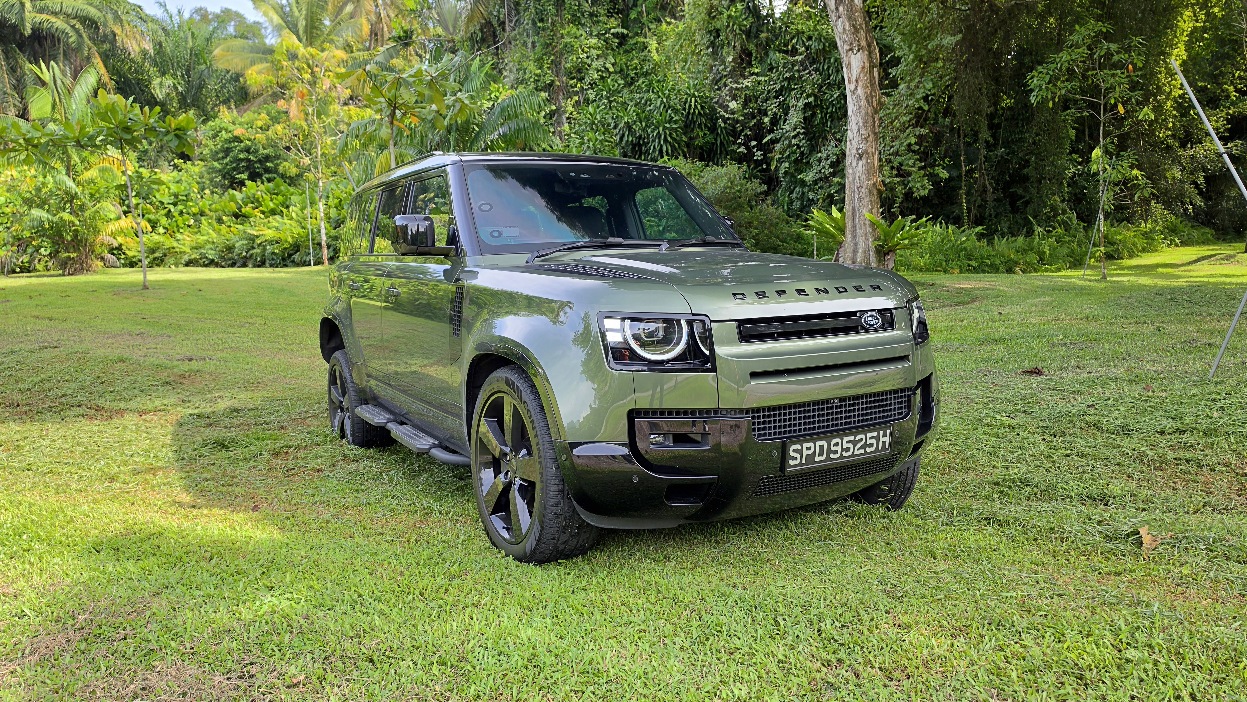 Defender 110 front headlights