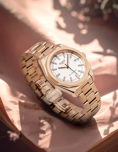 Qorum Evara Ladies Watch – White Dial, Date Display, Rose Gold plated Stainless Steel Strap.png