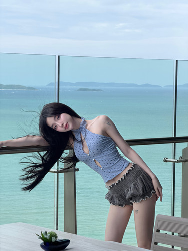 28d2c8955e5f6692d9bf801bc19f63b8.jpg