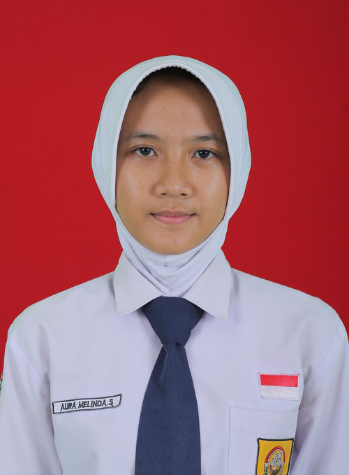 Aura Melinda Sari XI.B.jpg