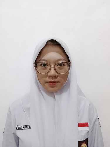Diva Putri Aulia Elisa XI.B.jpg
